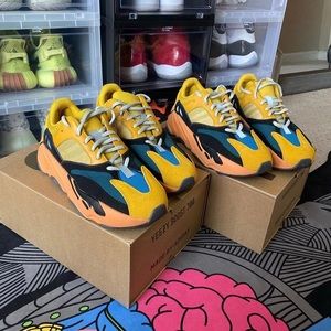 YEEZY BOOST 700 'SUN'